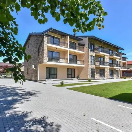 Summer Waves - Prestigious Apartment *